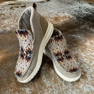 Hey dude denny aztec